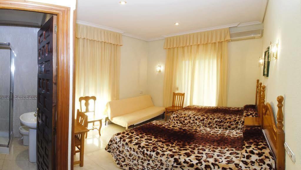 Toledo Plaza Hotel Eksteriør billede